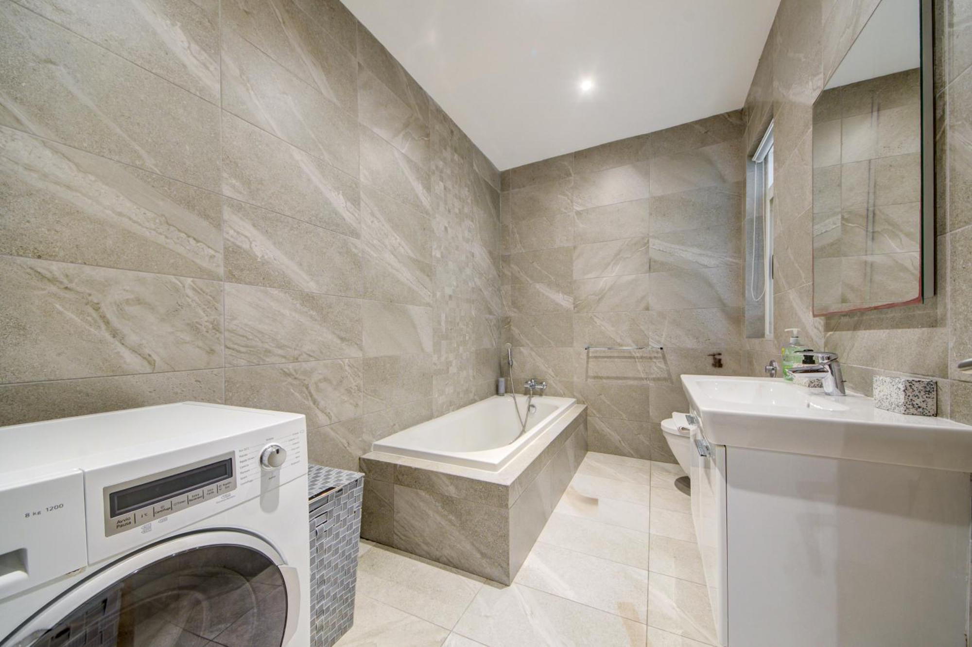 Top Floor Apt With Common Pool Close To All Amenities St. Paul's Bay Dış mekan fotoğraf